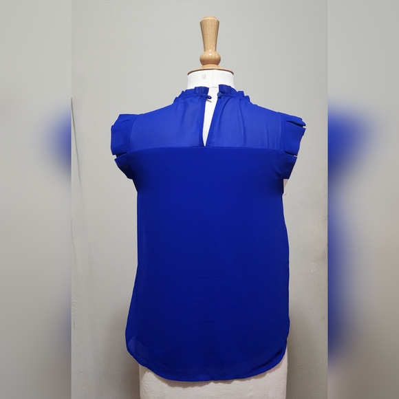 Cobalt blue Monteau size medium sleeveless blouse - Picture 2 of 8